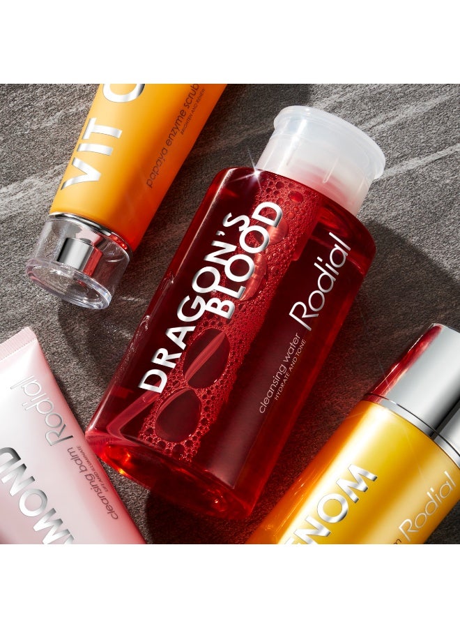 Rodial ماء تنظيف روديال دراجونز بلود 300 مل - تنقية لطيفة للبشرة الحساسة، دم التنين وفيتامين ب3، تركيبة بدون شطف لتخفيف الوردية 300 مل - Image 4